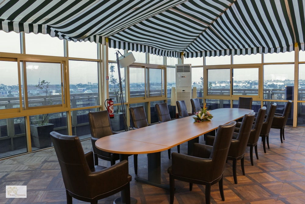 Noubou International Hotel 39/50
