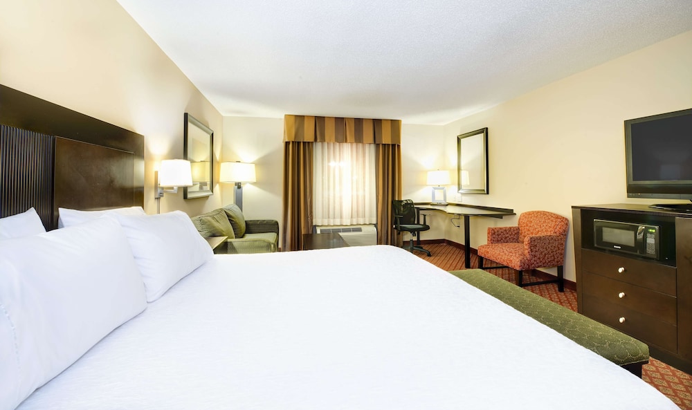 Hampton Inn And Suites Scottsboro 15/44
