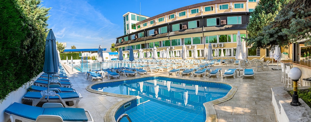 Montecito Hotel Sofia 8/73