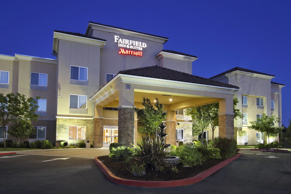 Fairfield Inn Suites By Marriott Fresno Clovis 5/36