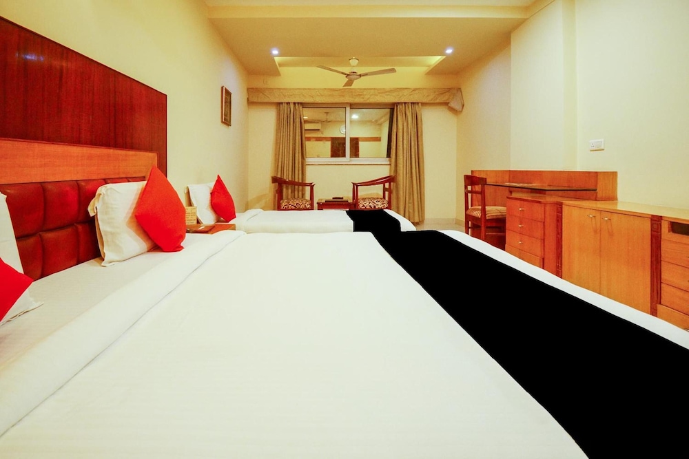 THE VINAYAK 12/54