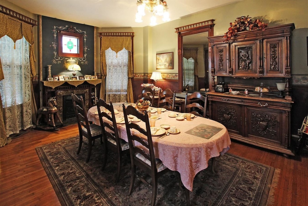 Old Northside Bed Breakfast 39/55