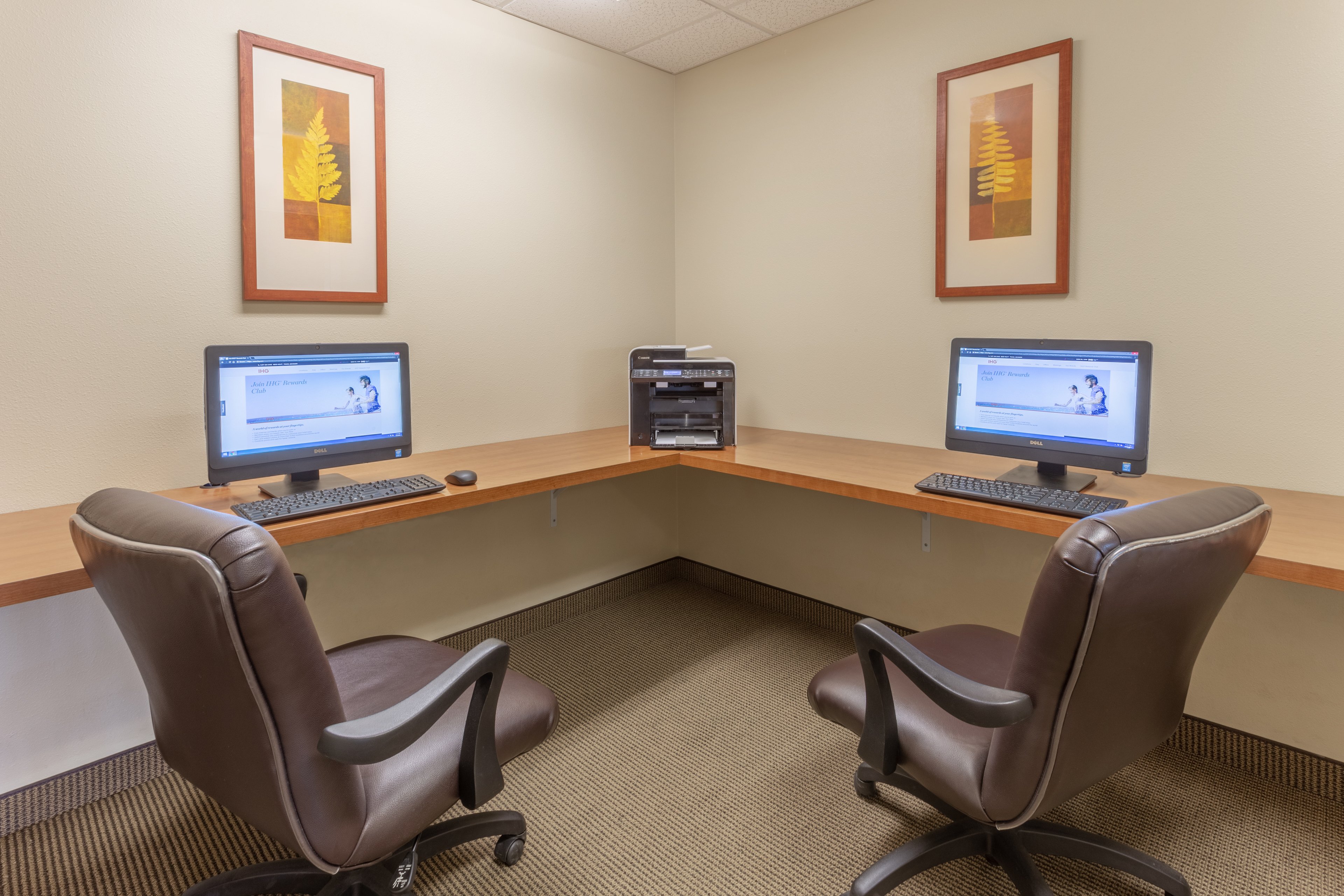 Candlewood Suites Minot 15/20