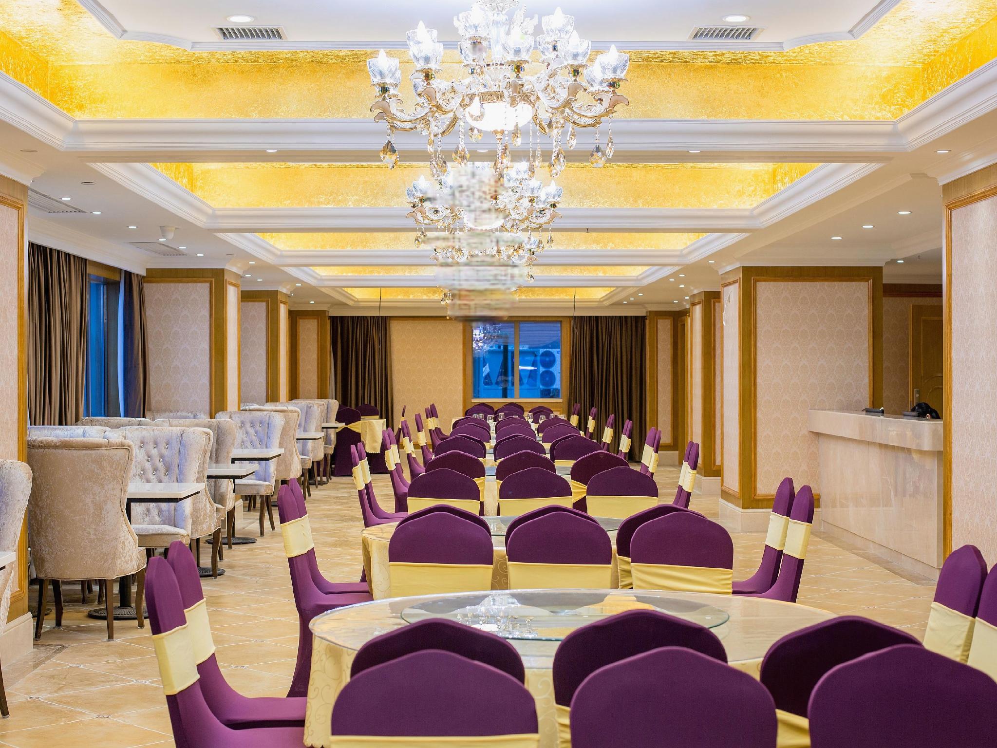 Vienna International Hotel (Wuhan Polar Ocean World) 40/50