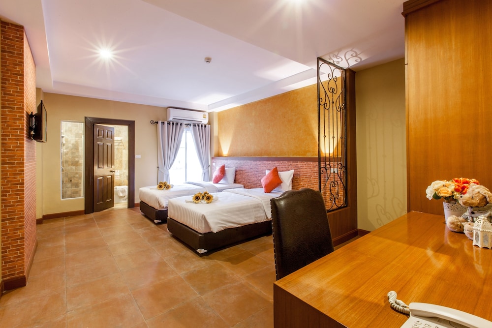 Gallery Lake View Hotel 42/64