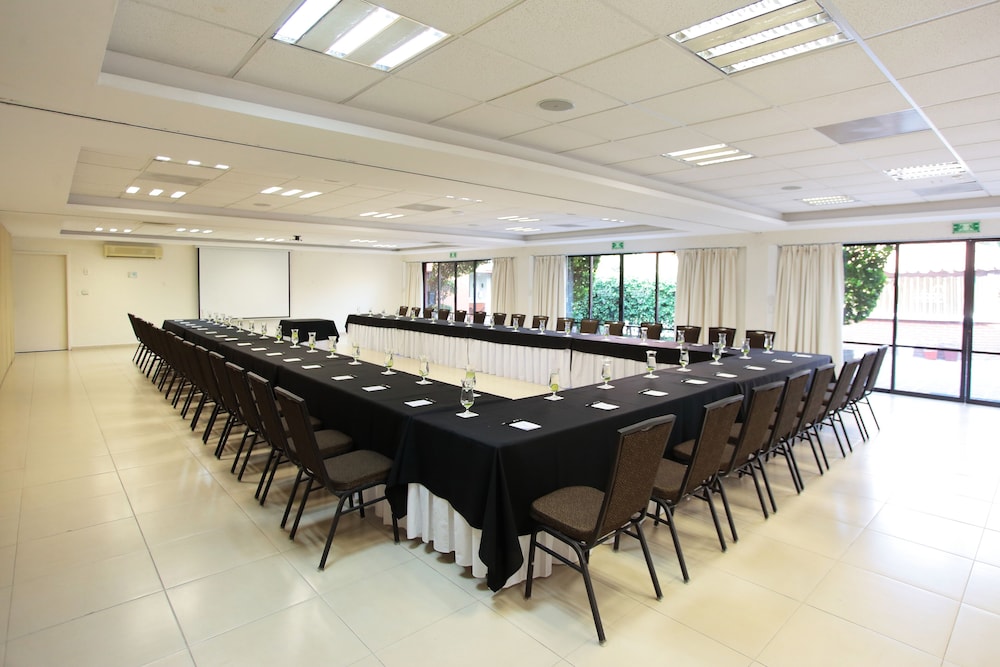 Hosteria Las Quintas Hotel and Spa 60/69