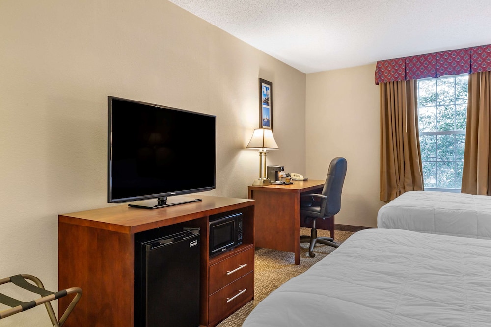 Comfort Inn Foxboro - Mansfield 14/38