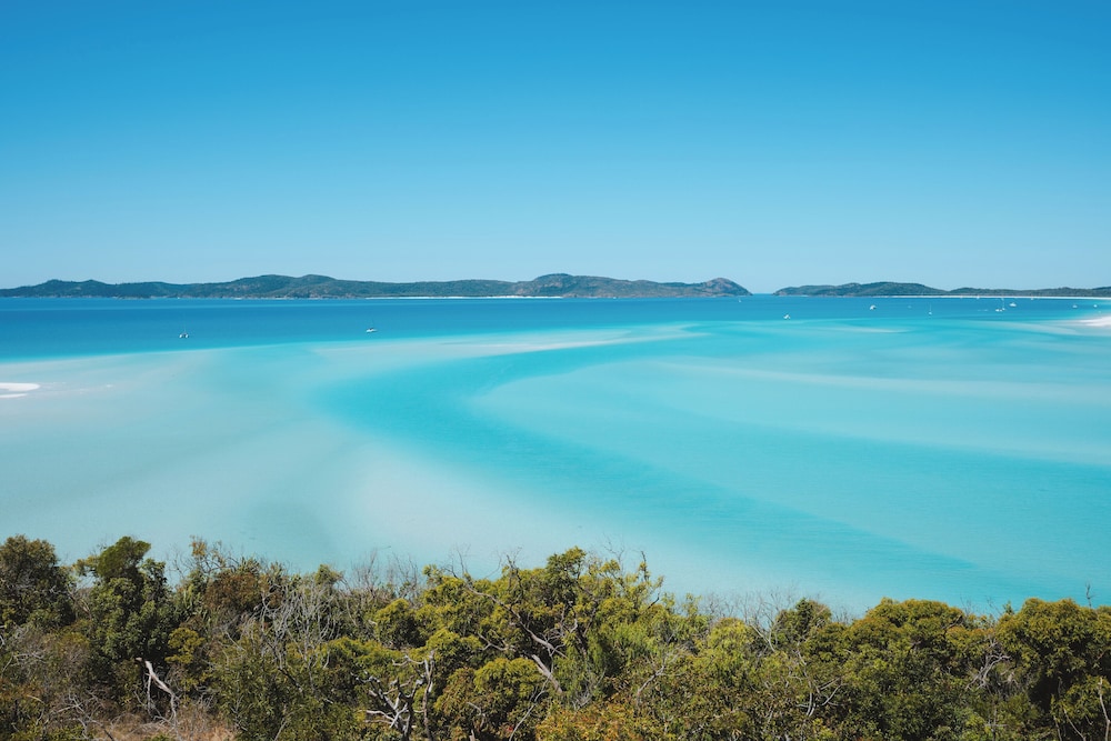 Azure Sea Whitsundays 48/51