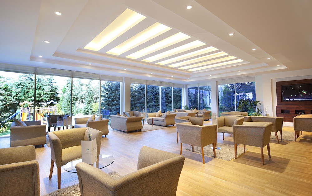 Ikbal Thermal Hotel And Spa 66/74