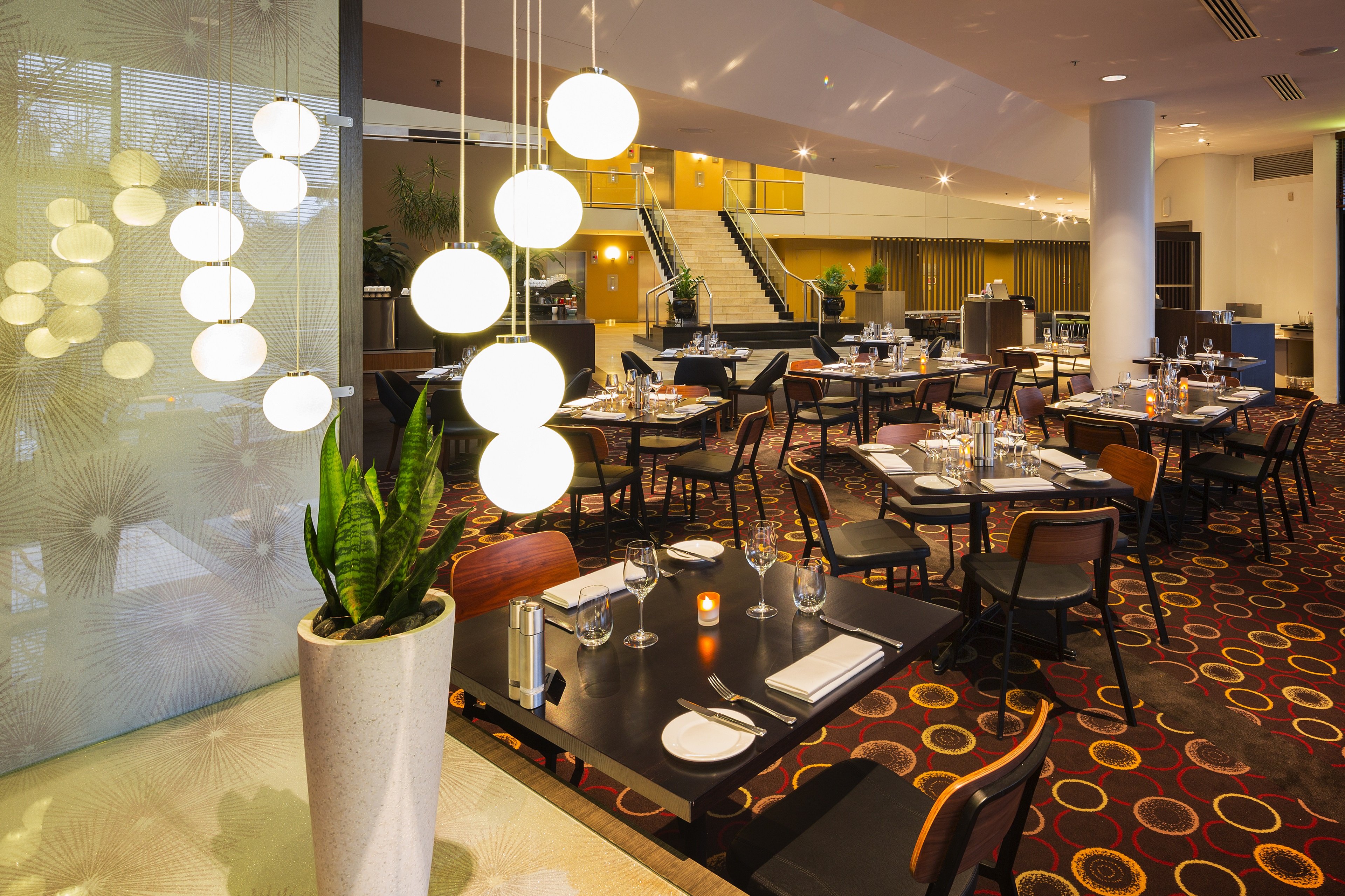 Crowne Plaza Canberra 54/81
