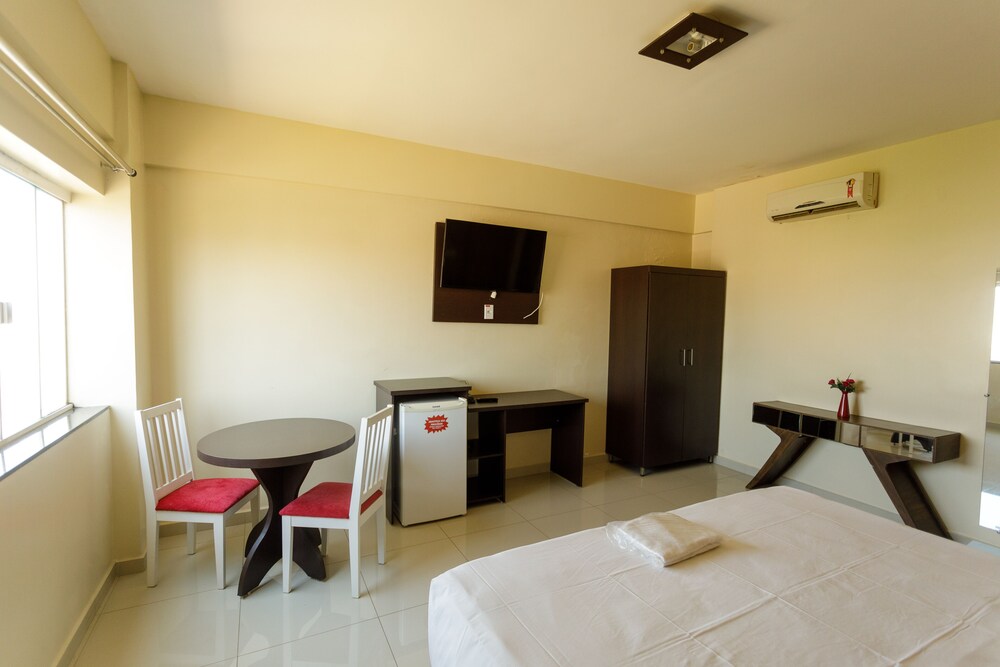 Express Atrium Hotels 10/29