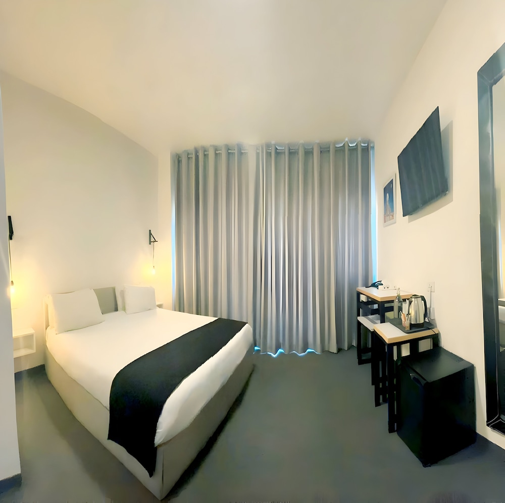 Nomads Hostel 4/34