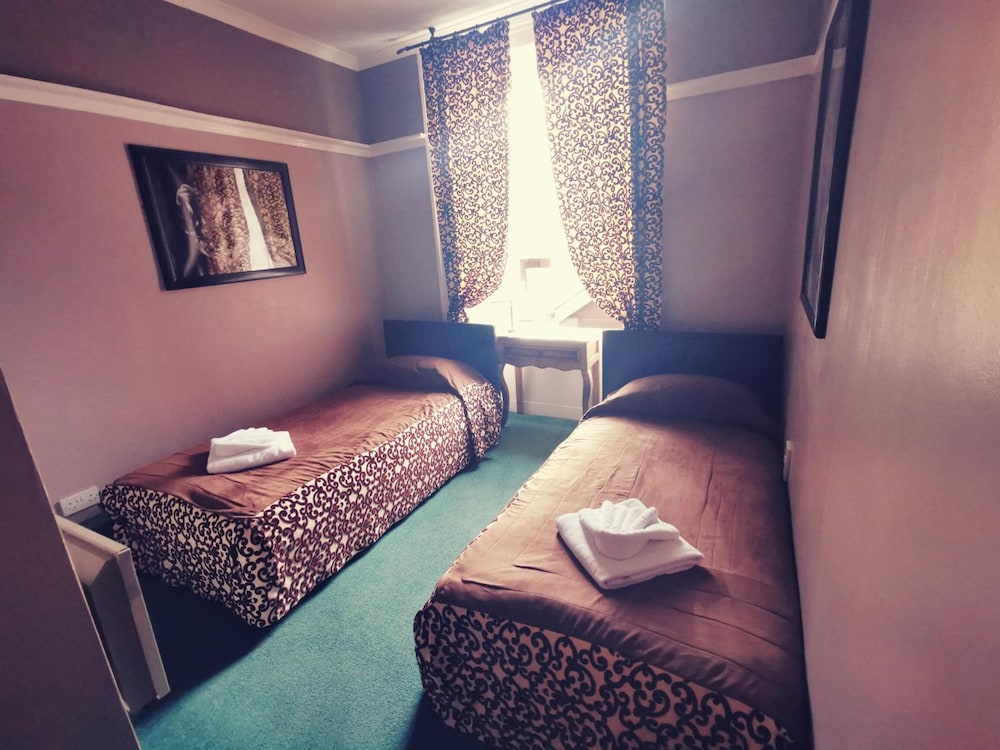 Victoria Hotel 12/47