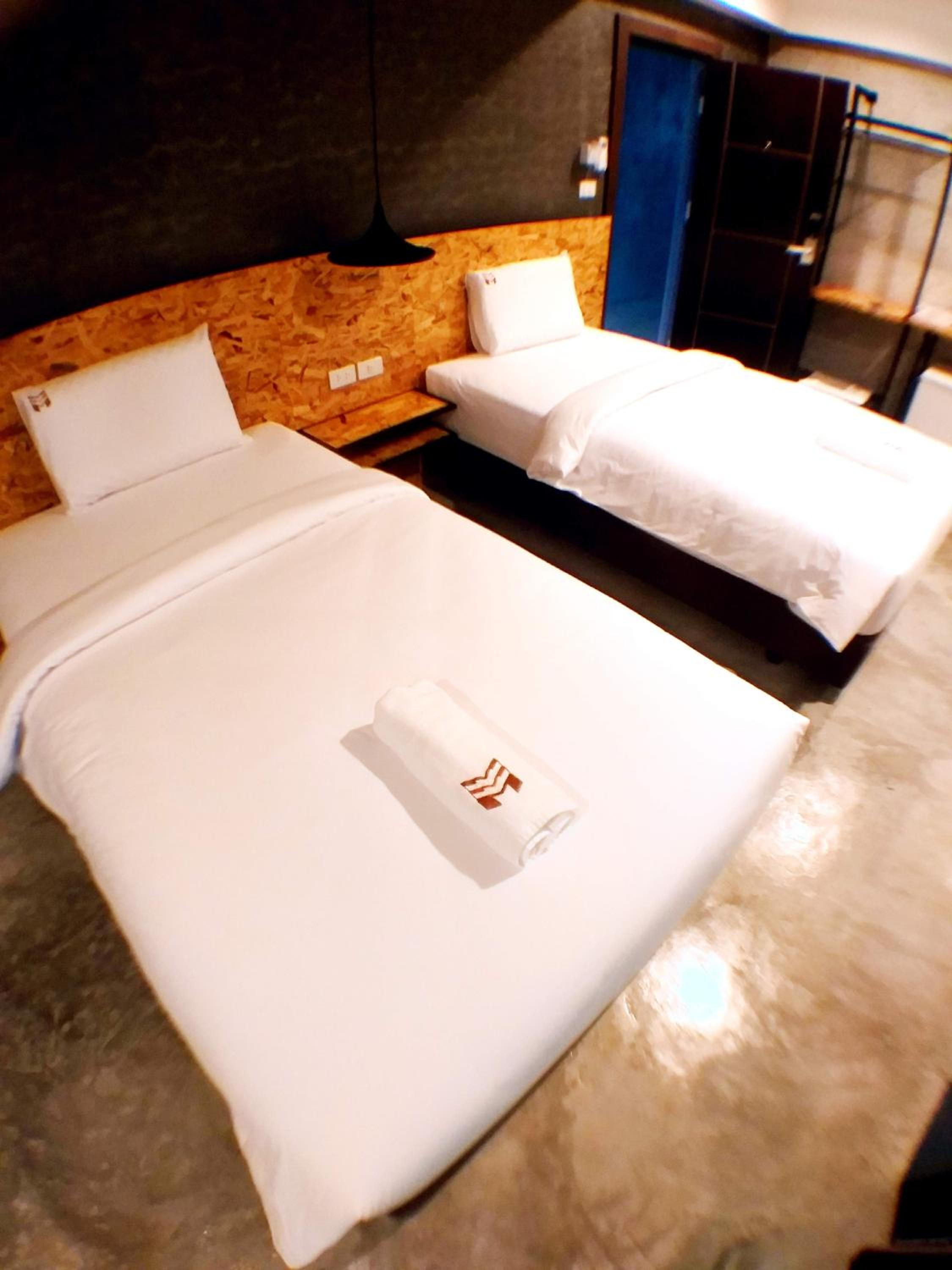 Modern Budget Hotel HatYai Thailand 16/46