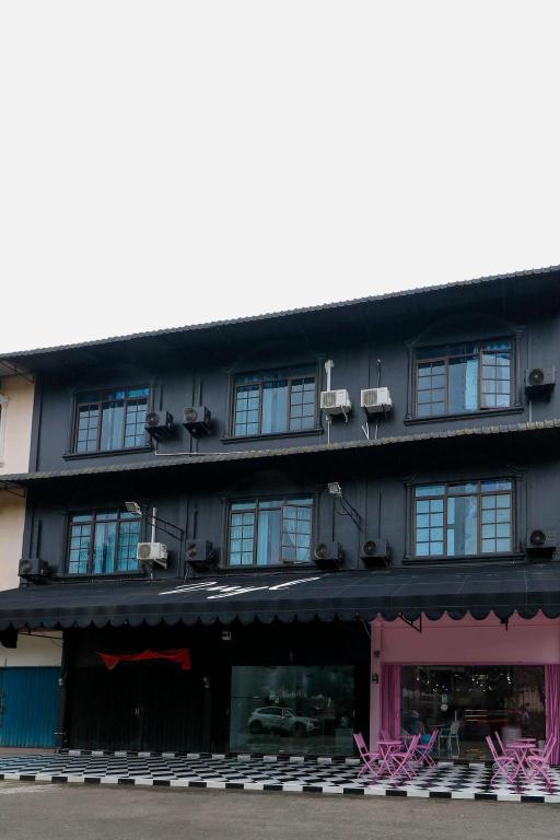 Reddoorz Plus Near Batam City Square 1/29