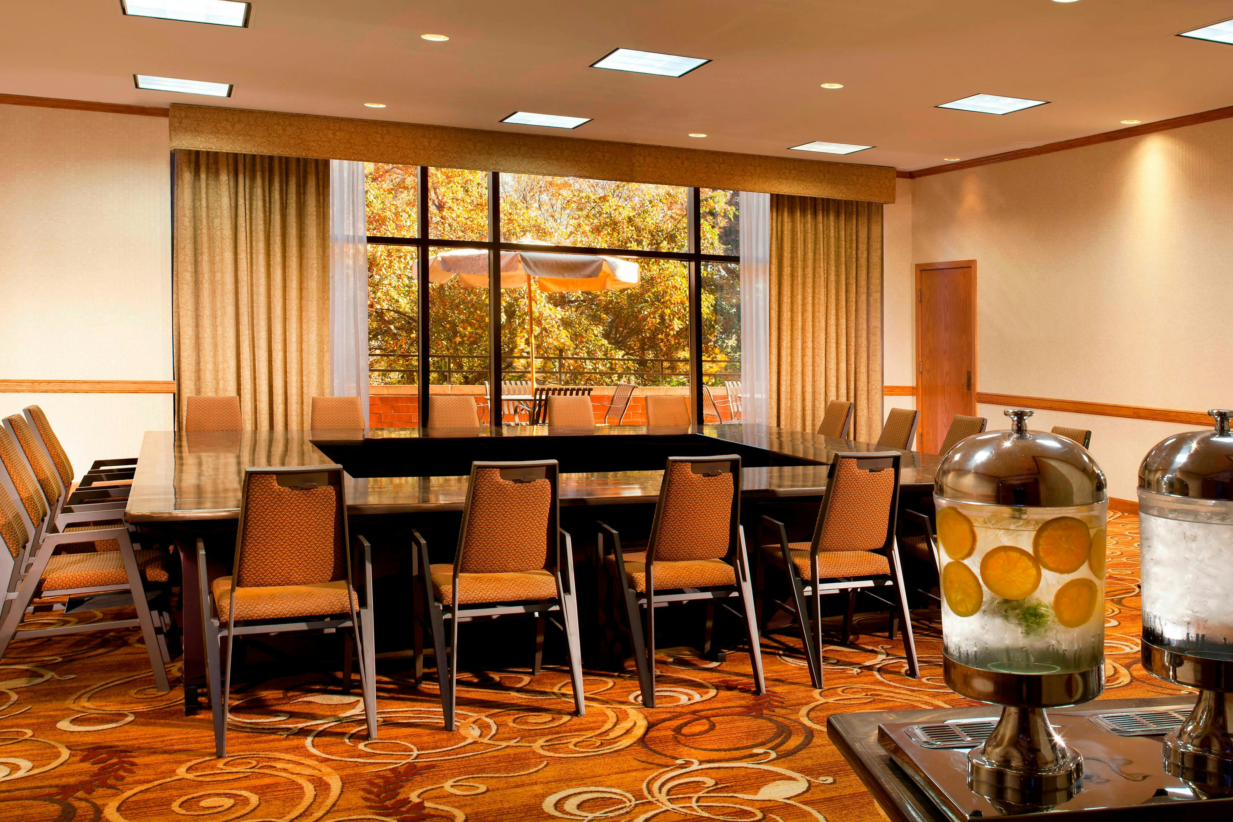 Sheraton Minneapolis West Hotel 43/61