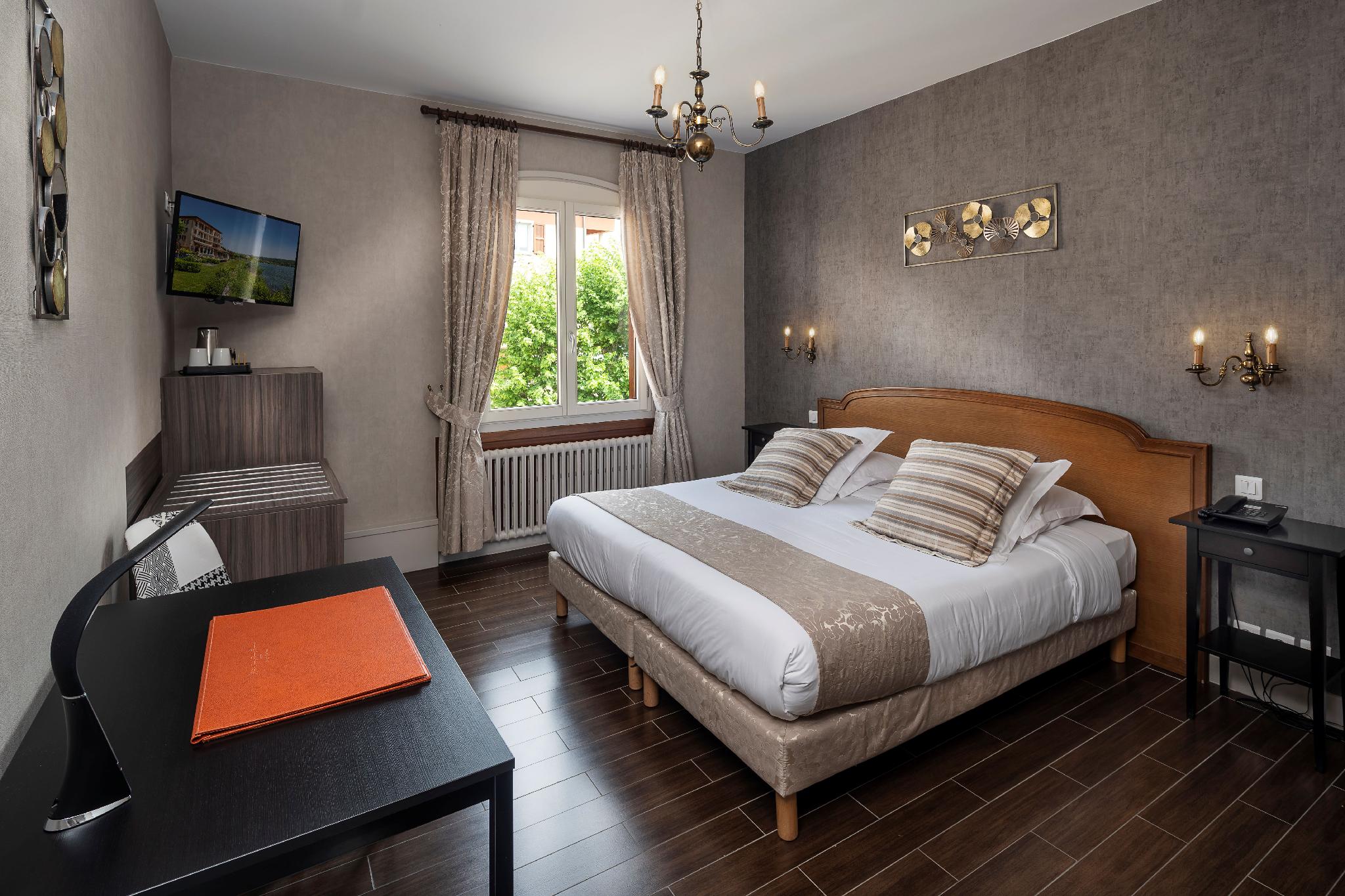 Renovated, Double Bed