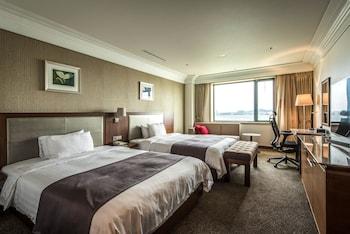 Type A, Deluxe, Ocean View