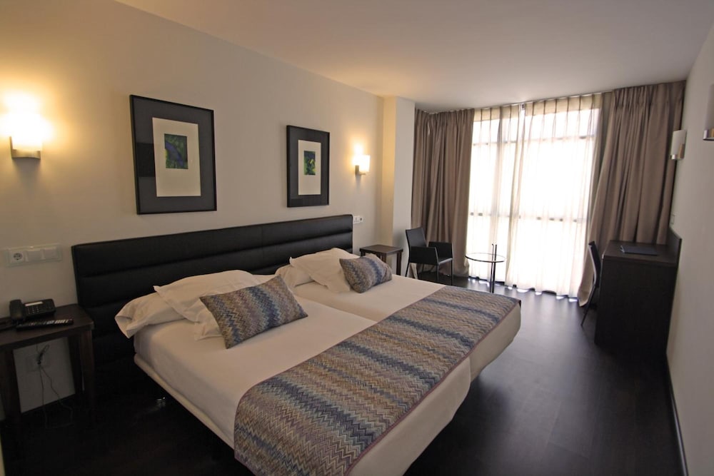 HOTEL VILLA ROSARIO II 17/59