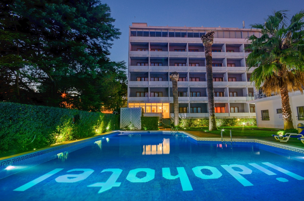 Lido Hotel 7/50