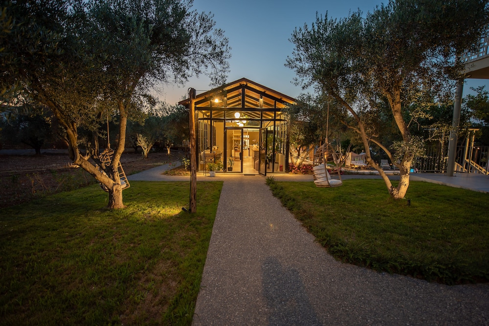 Elies 33 Bio Retreat - Adults Only 19/25