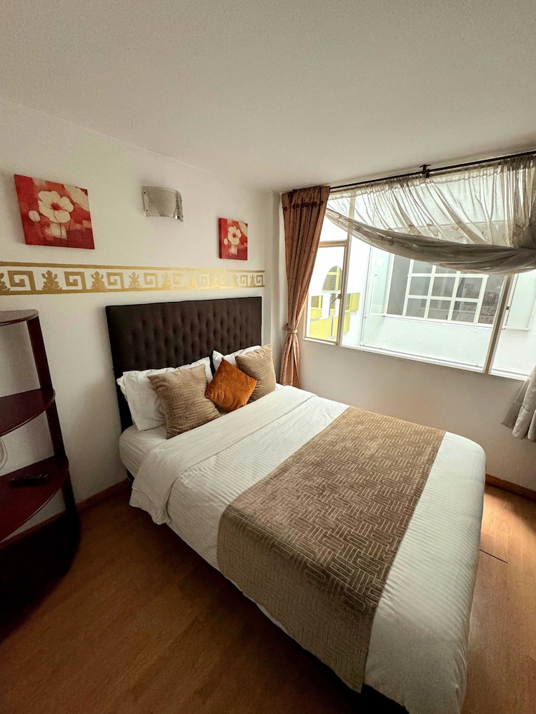 Hotel Oporto 83 27/50