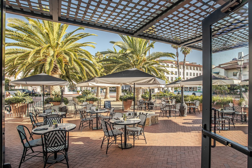 HOTEL CALIFORNIAN 32/48