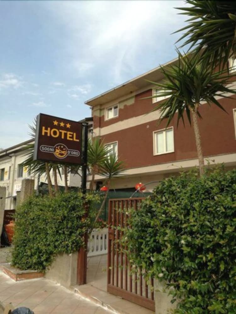 Hotel Sogni D Oro Airport Formerly Hotel Morgan 41/47