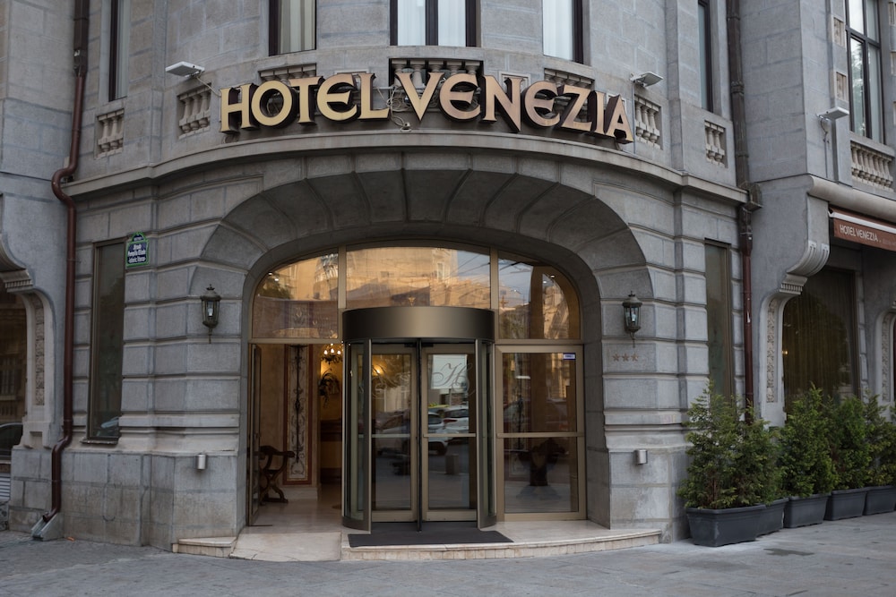 Zeus Essence Bucharest Venezia 7/64