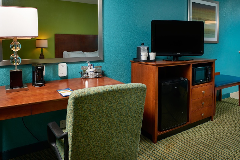 Hampton Inn Bermuda Run 37/46