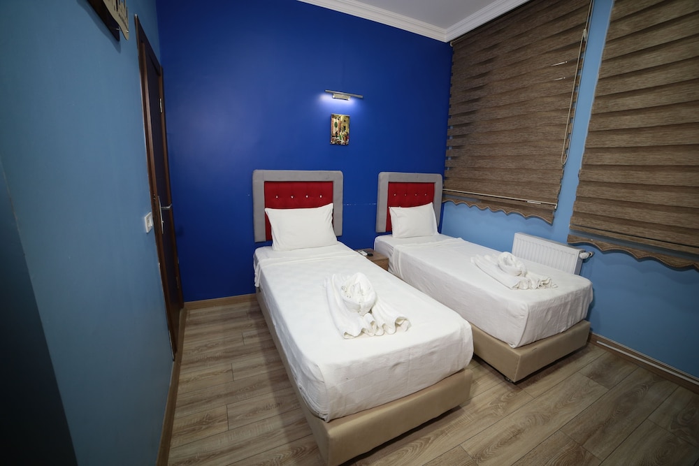 TAKSIM PARK SUITES 20/54