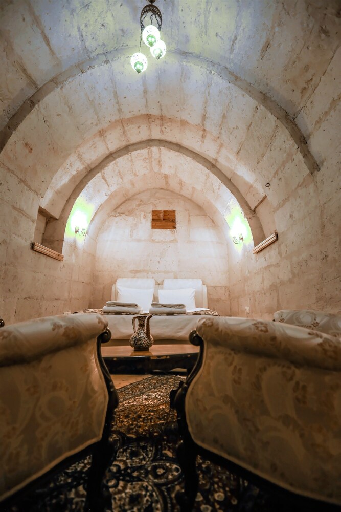 Larissa Cave Hotel 21/50
