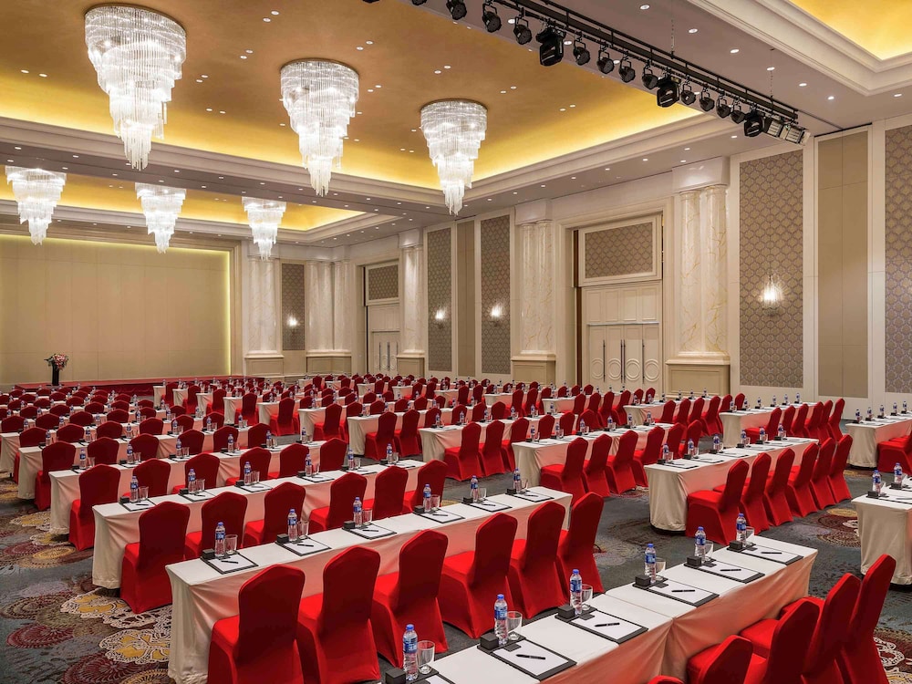 Pullman Tangshan Hotel 38/49