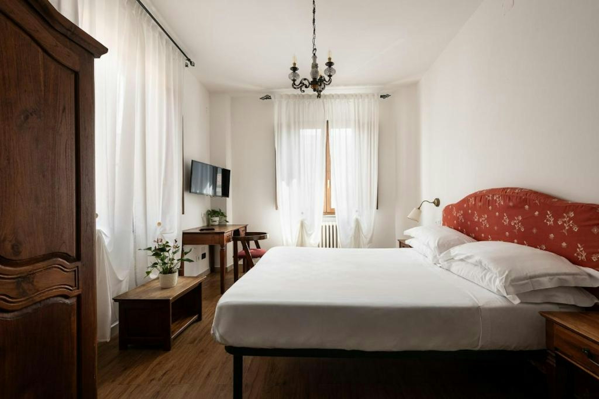 Hotel Verdi 19/67