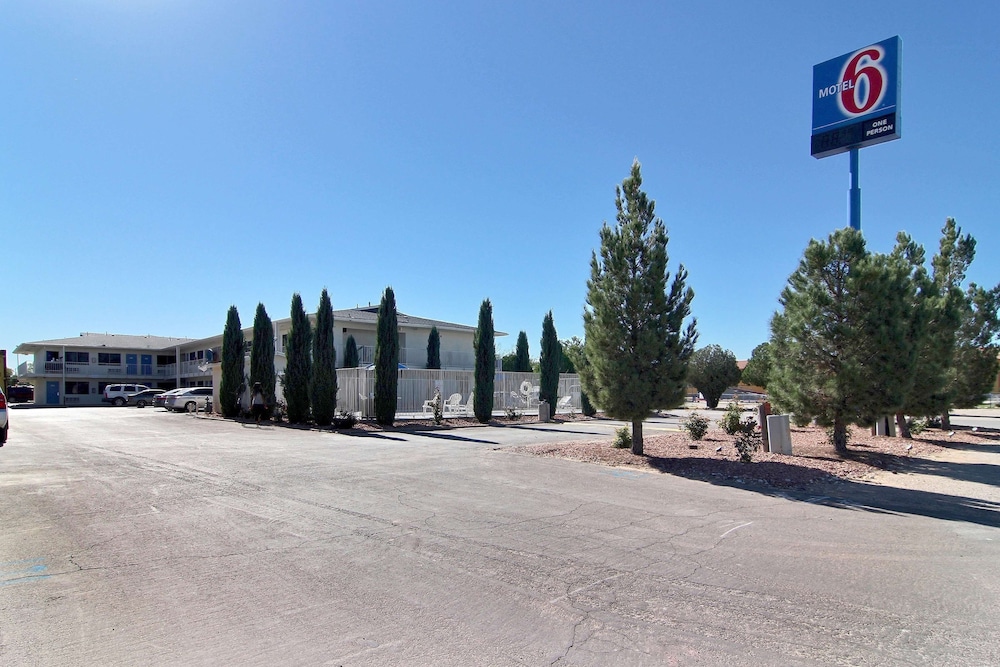 Motel6 Carlsbad, NM 40/47