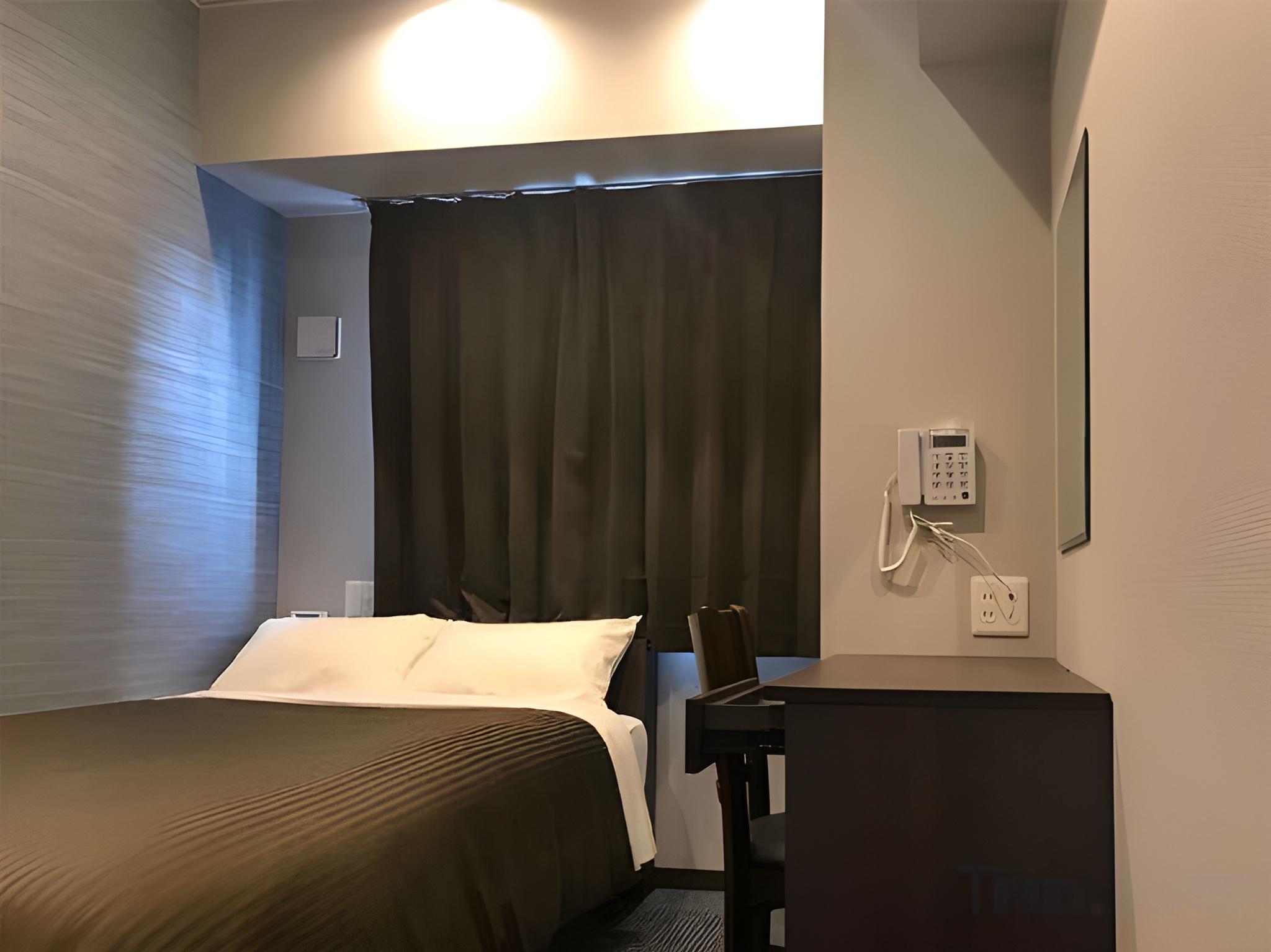 Semi Room, Standard, Single Bed, Semi Double Bed, Smoking