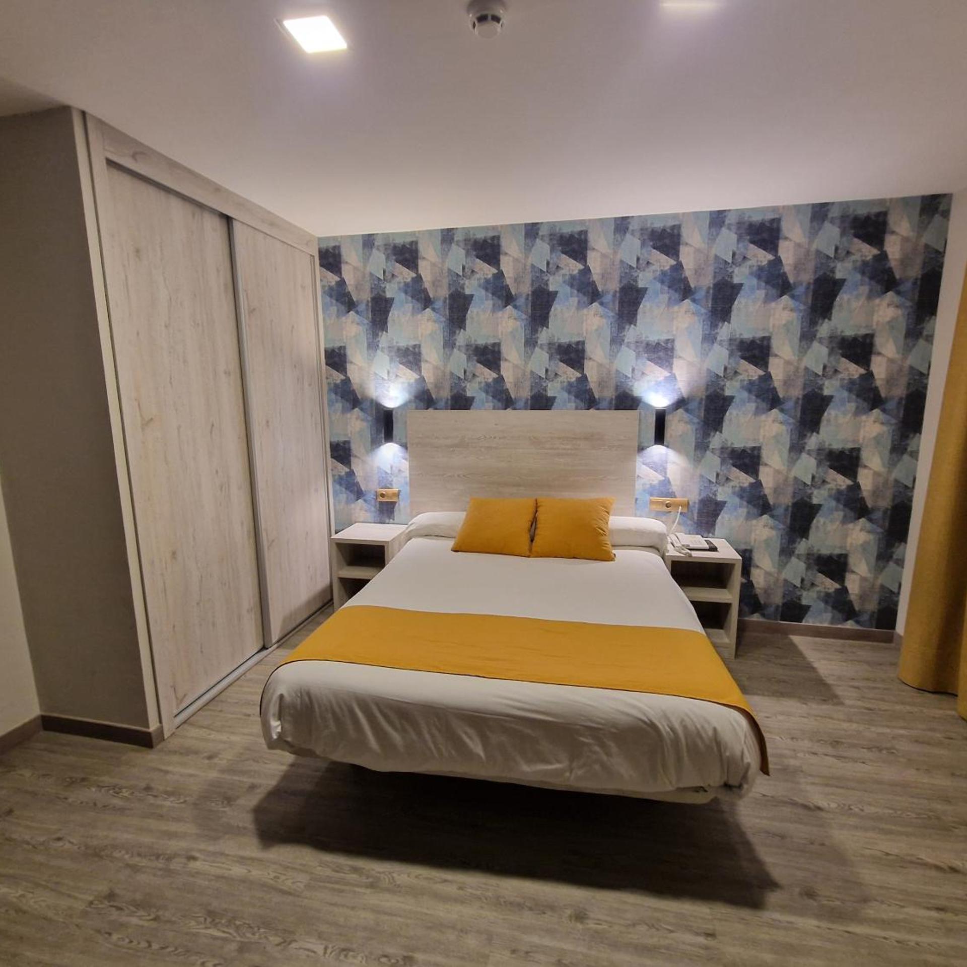 Hotel La Duquesa 18/50