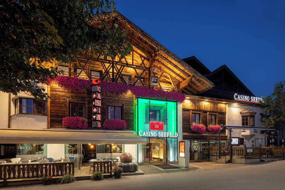 Das Hotel Eden - Das Aktiv- & Wohlfühlhotel in Tirol auf 1200m Höhe 3/48