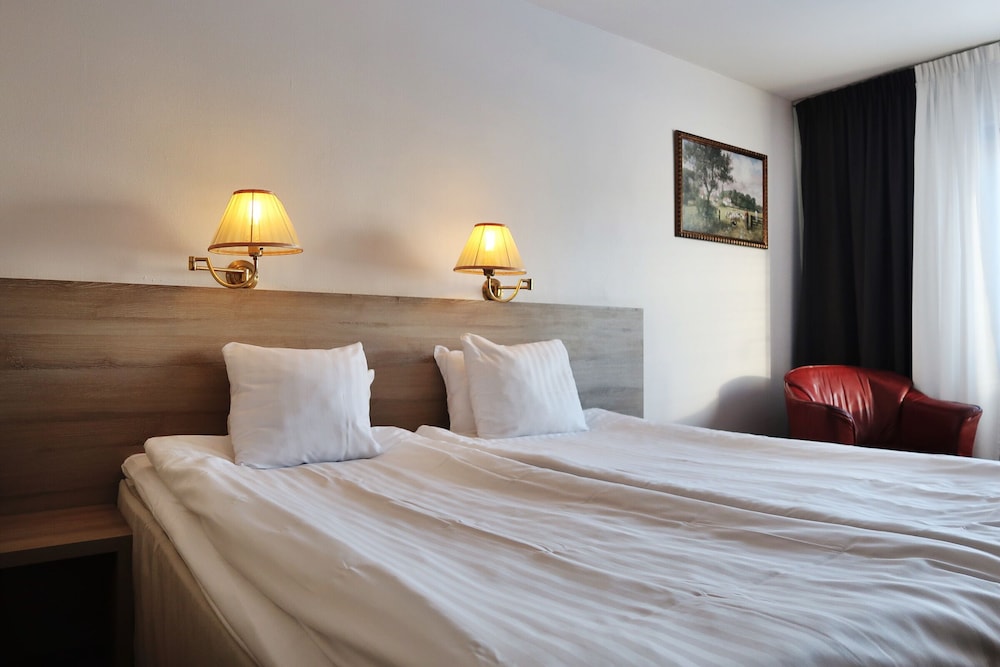 Sure Hotel By Best Western Roslagen 10/34