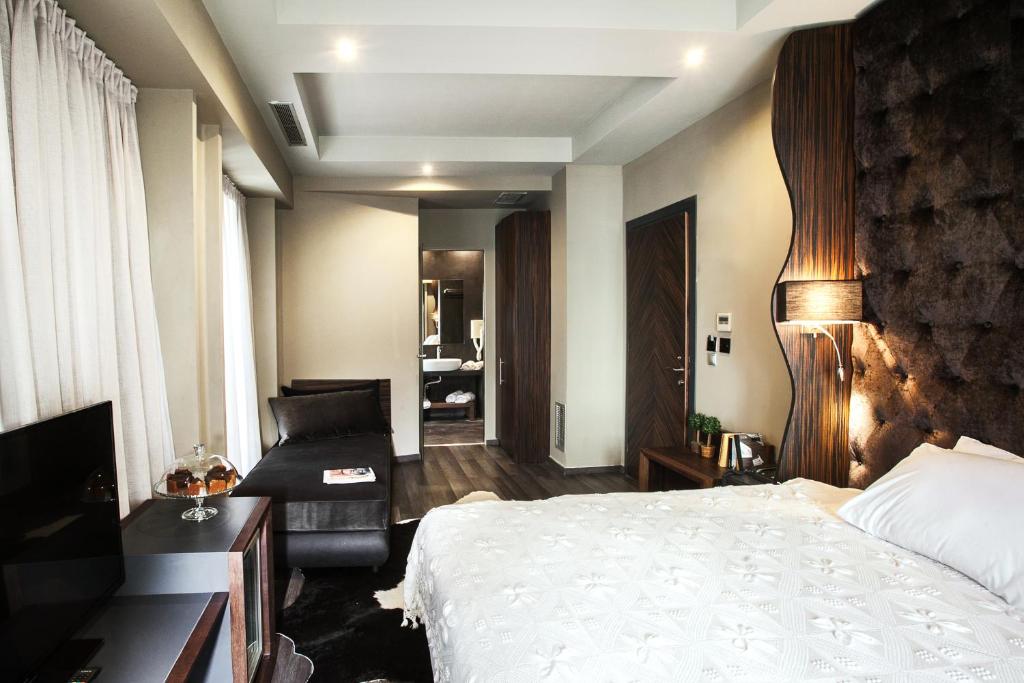 Emerald, Suite
