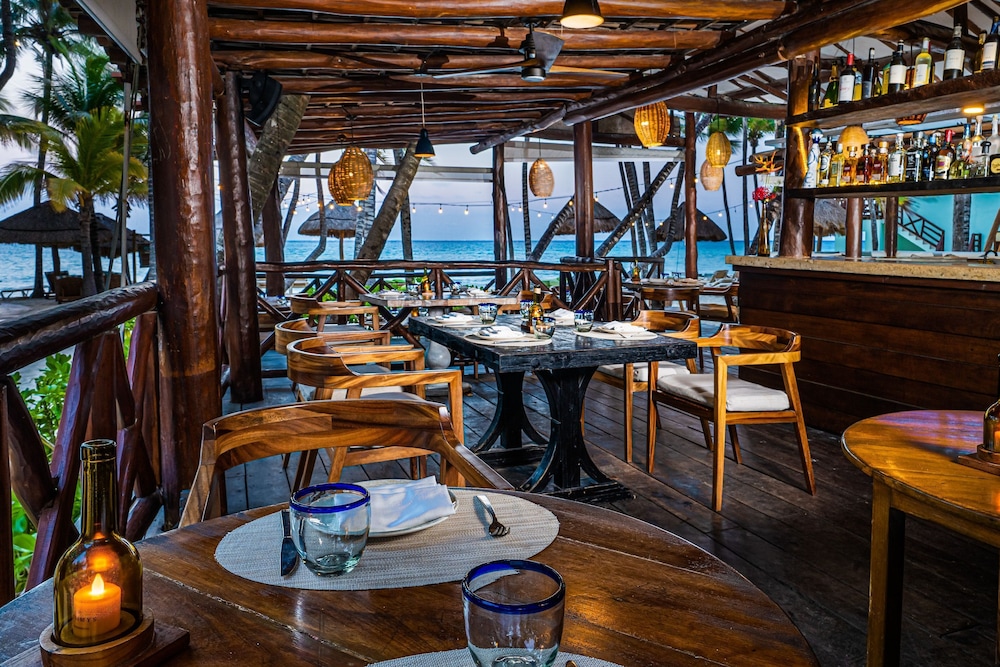 Mahekal Beach Resort 34/48