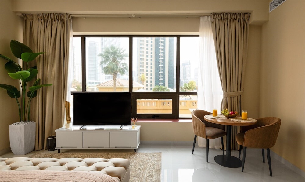 Academia Land JBR 49/69