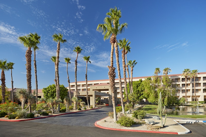 Doubletree By Hilton Golf Resort Palm Springs 63/81