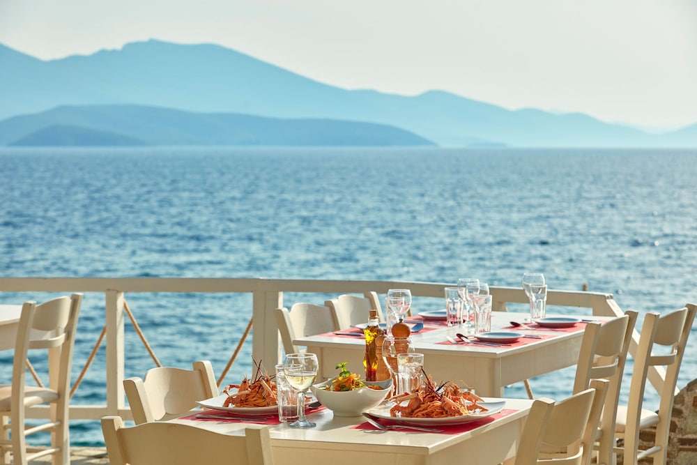 Leda Village Resort 35/50