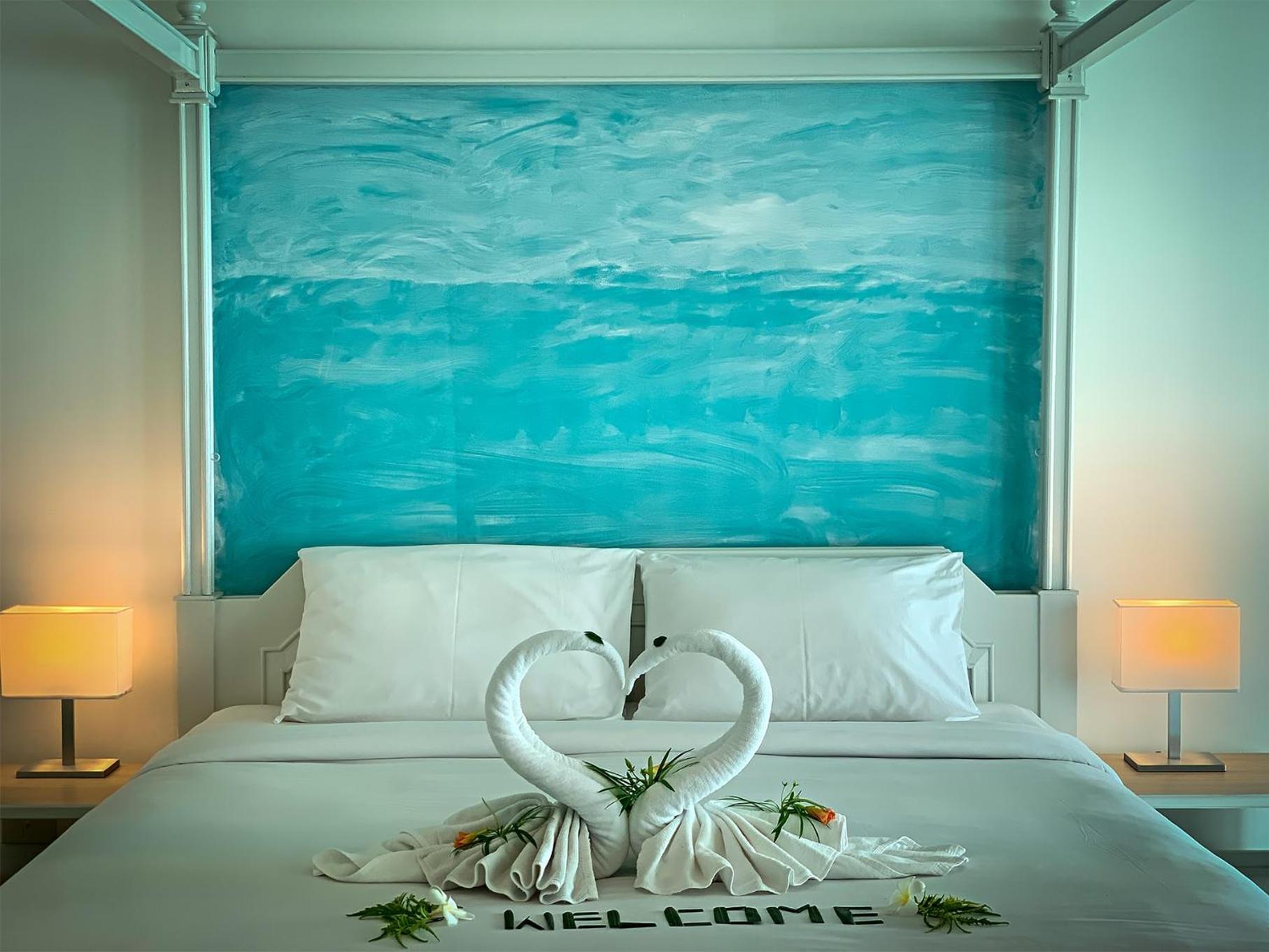 Royal, Pool, Villa, Beach Front