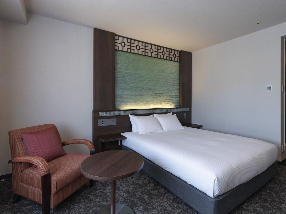 SUPERIOR, DOUBLE BED