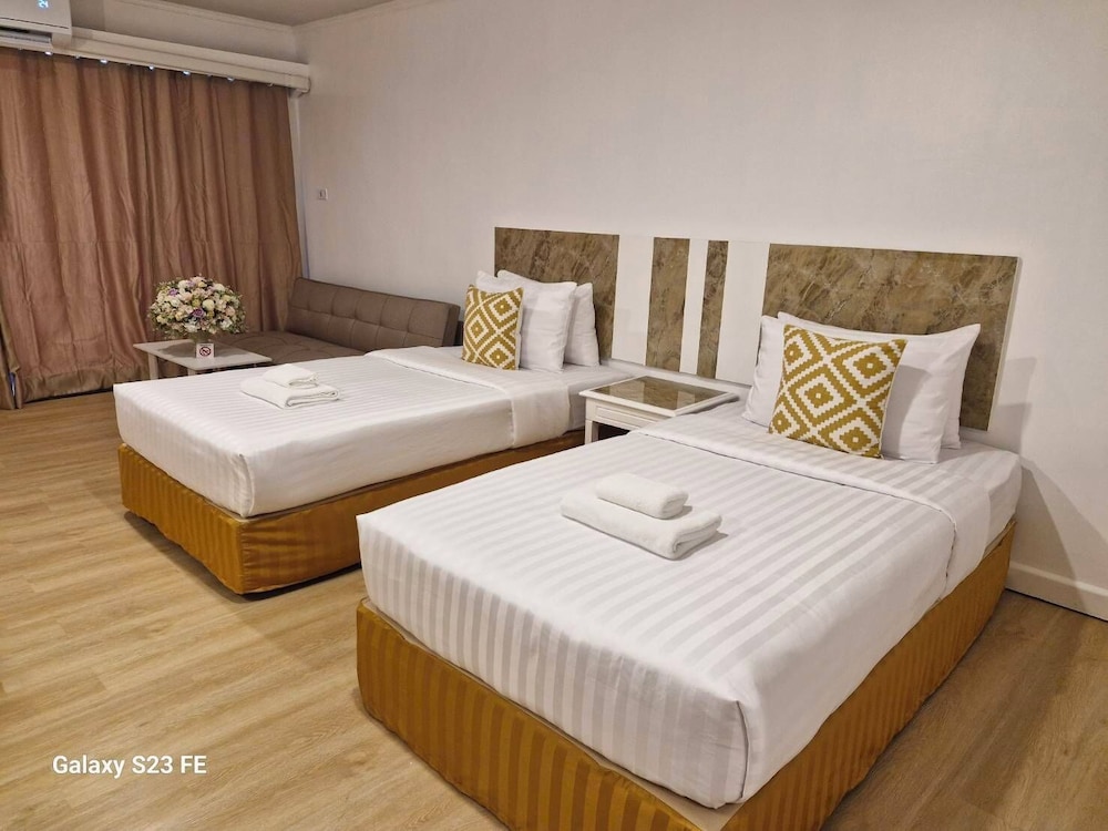 Town In Town Garden Resort 36/65