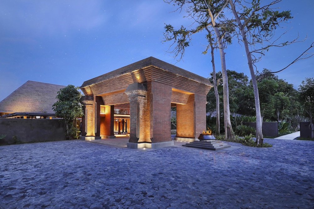 Andaz Bali 6/74