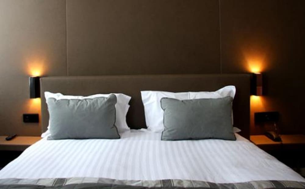 Hotel de Notre Dame Maitre Albert 26/65