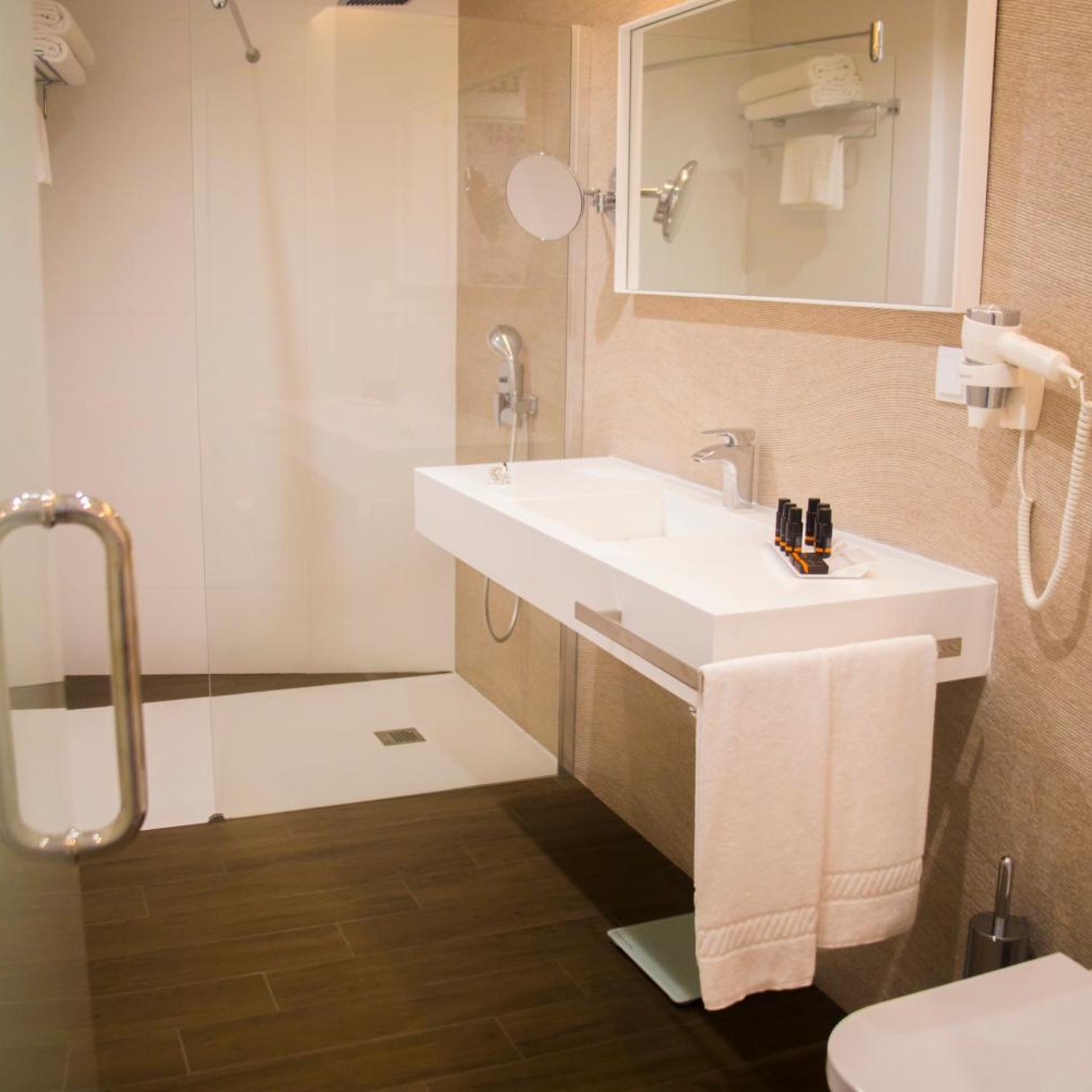 جناح سوبيريور، Thomar Boutique Hotel 6/6